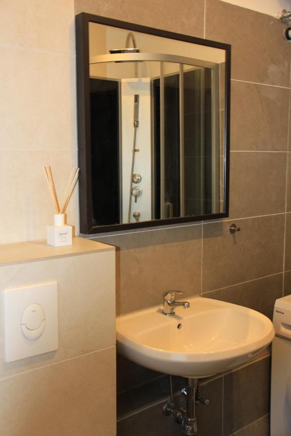 3 Zimmer Apartment Am Leopoldplatz Berlin Bagian luar foto